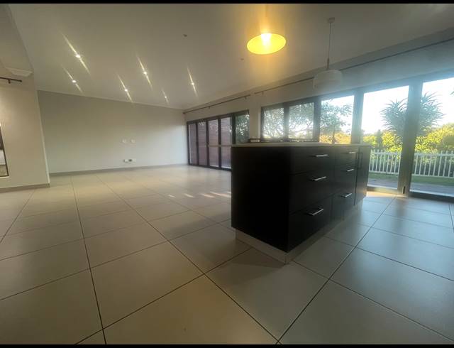 3 BEDROOM HOUSE TO LET IN NEW SALT ROCK CITY